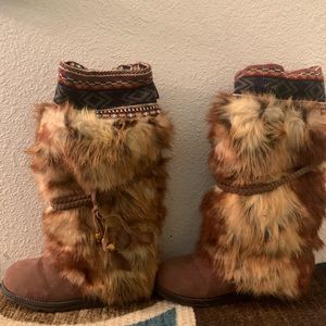 Mukluks boots